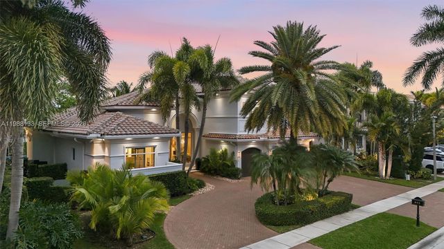 611 Sweet Bay Ave, Plantation, FL 33324
