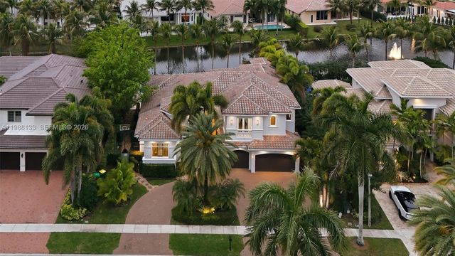 611 Sweet Bay Ave, Plantation, FL 33324