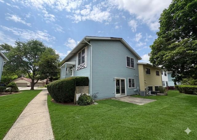 1826 Prentiss Drive, Downers Grove, IL 60516