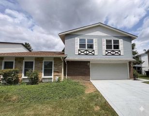 1826 Prentiss Drive, Downers Grove, IL 60516