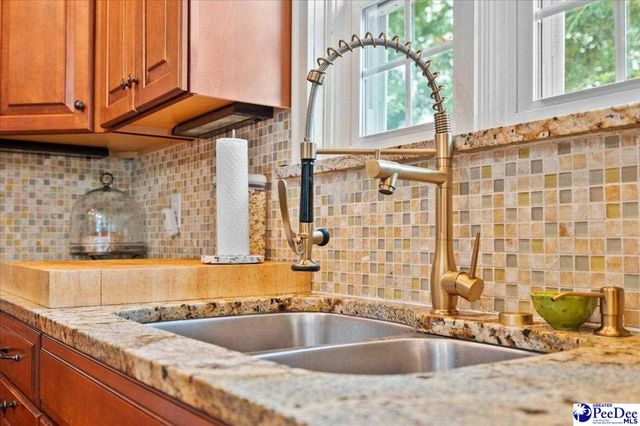 1454 Dorchester Road, Florence, SC 29501
