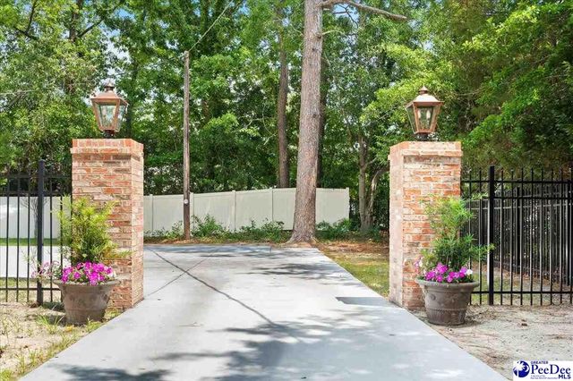 1454 Dorchester Road, Florence, SC 29501