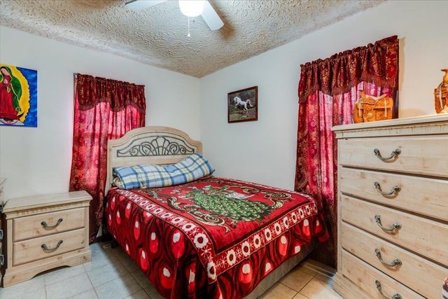 2419 N Rosenthal Ave, Wichita, KS 67204