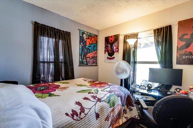 2419 N Rosenthal Ave, Wichita, KS 67204