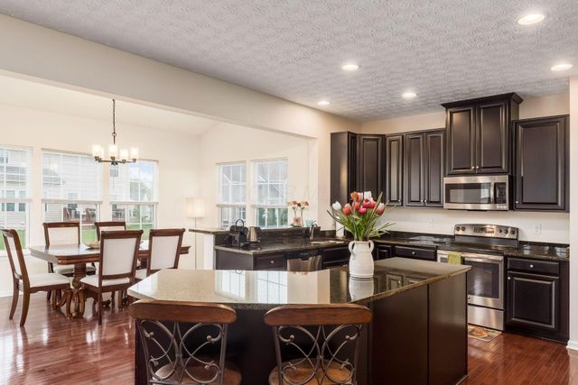 145 Shawnee Drive, Pickerington, OH 43147