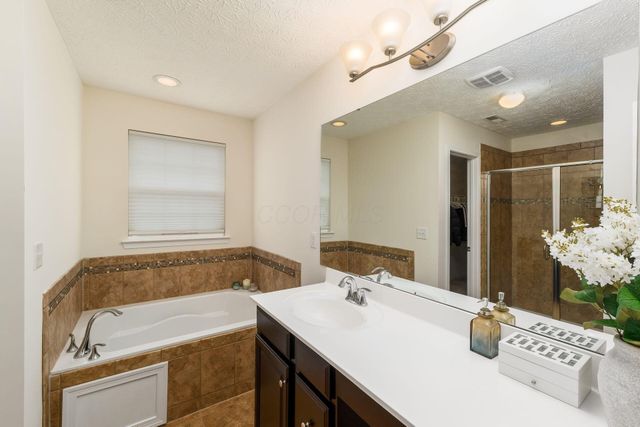 145 Shawnee Drive, Pickerington, OH 43147