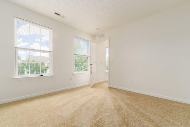 145 Shawnee Drive, Pickerington, OH 43147