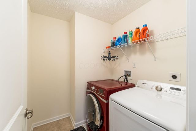145 Shawnee Drive, Pickerington, OH 43147