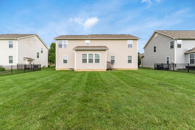 145 Shawnee Drive, Pickerington, OH 43147