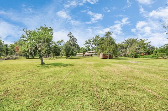 1413 Cr-347 Road, Brazoria, TX 77422