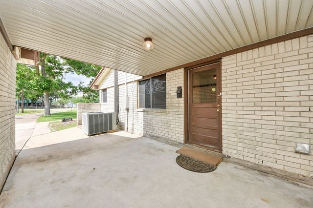 1413 Cr-347 Road, Brazoria, TX 77422