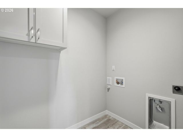 1535 Nw Tracy, Mc Minnville, OR 97128