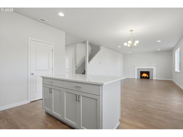 1535 Nw Tracy, Mc Minnville, OR 97128