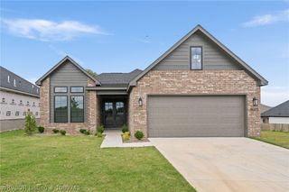 9015 Birkshire Place, Fort Smith, AR 72916