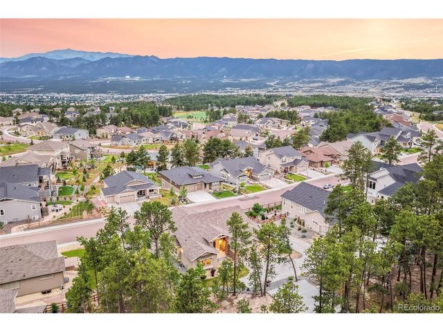 1070 Panoramic Dr, Monument, CO 80132