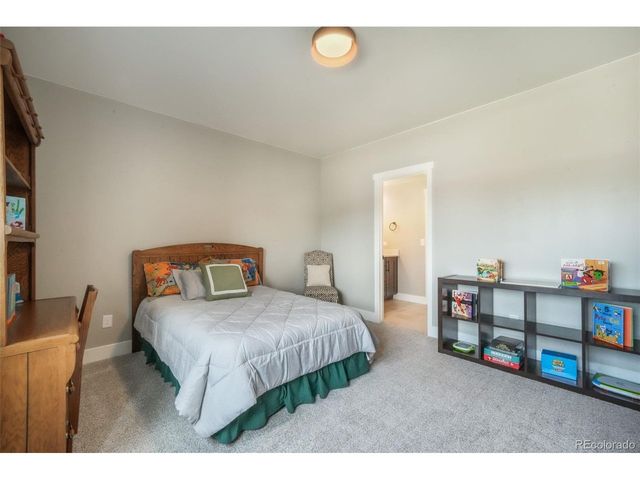 1070 Panoramic Dr, Monument, CO 80132