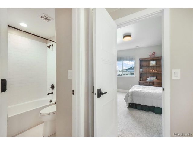 1070 Panoramic Dr, Monument, CO 80132