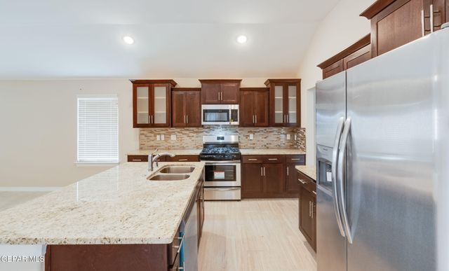 500 Caddo Lane, Clint, TX 79836