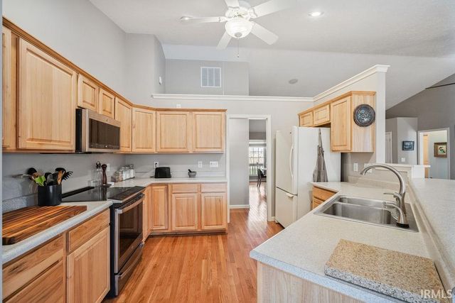 2613 COLUMBUS Boulevard, Kokomo, IN 46901