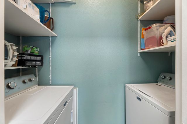 27950 S Hwy 125 Unit 23-2, Monkey Island, OK 74331