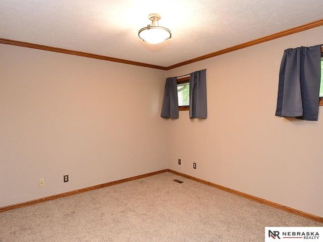 1400 Trelawney Drive, Lincoln, NE 68512