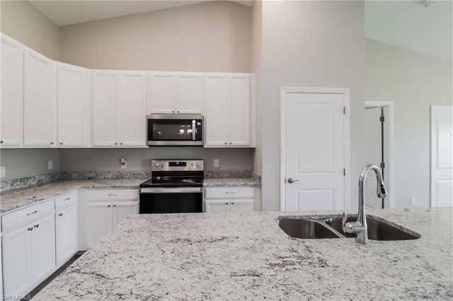2902 7th ST W, Lehigh Acres, FL 33971