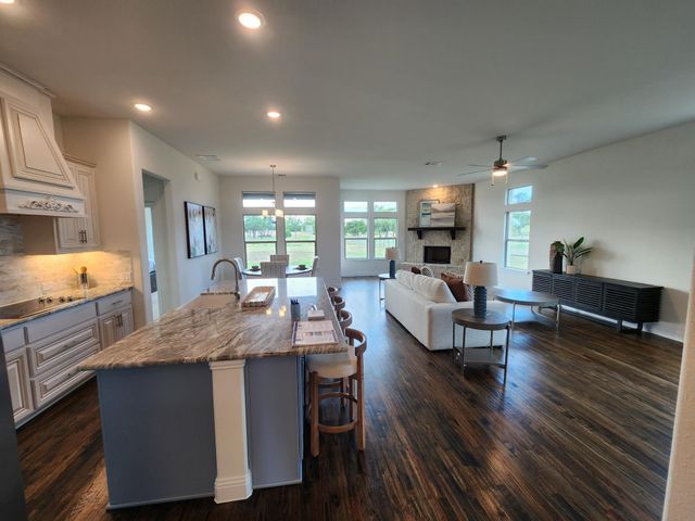 394 Willie's Court, Whitesboro, TX 76273