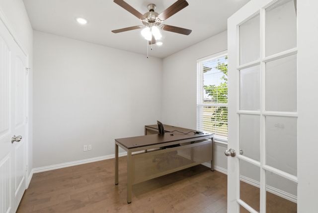 113 Cooper Court, Springtown, TX 76082