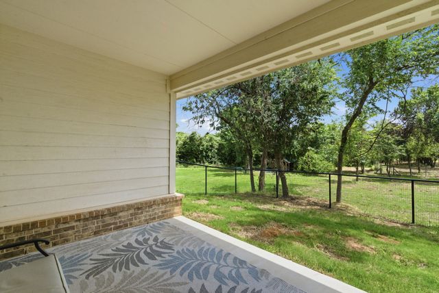 113 Cooper Court, Springtown, TX 76082