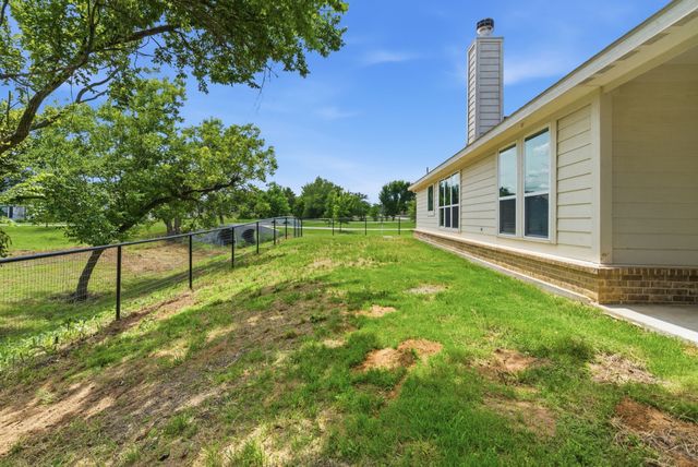 113 Cooper Court, Springtown, TX 76082