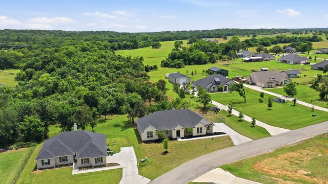 113 Cooper Court, Springtown, TX 76082