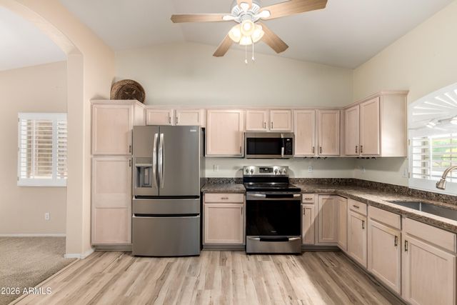2101 S MERIDIAN Road 301, Apache Junction, AZ 85120