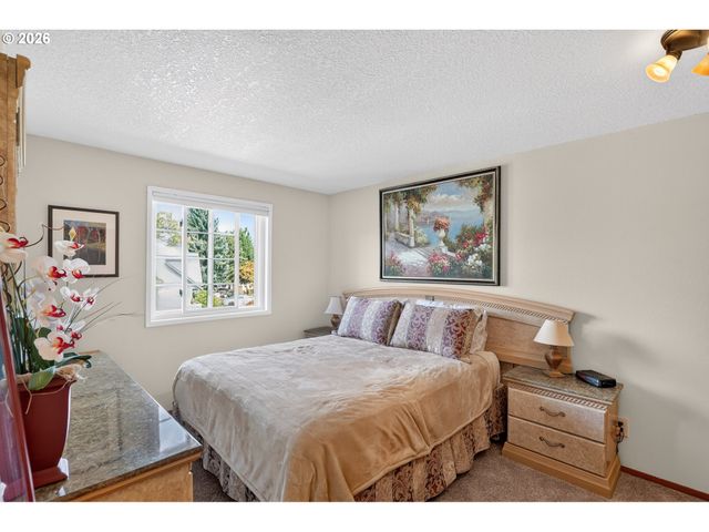 17824 Sw GRANADA Dr, Beaverton, OR 97007