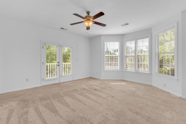 176 HARBOR VILLAGE DR, Memphis, TN 38103