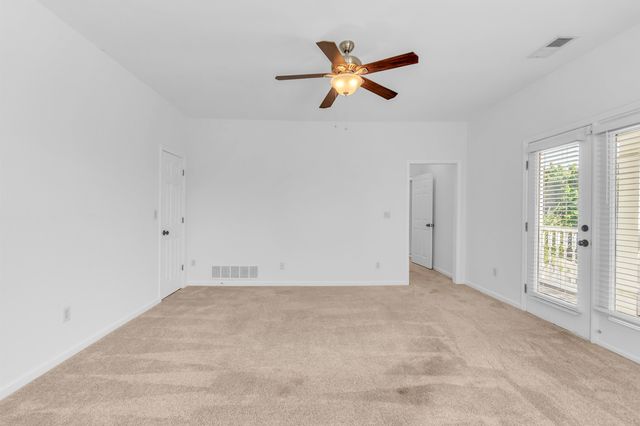 176 HARBOR VILLAGE DR, Memphis, TN 38103