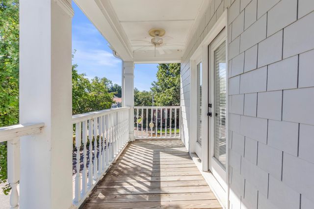 176 HARBOR VILLAGE DR, Memphis, TN 38103