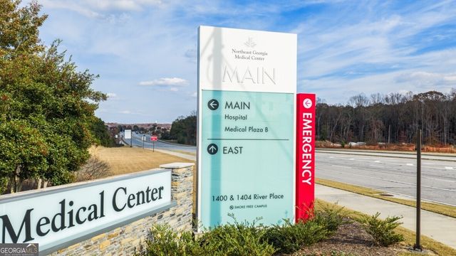 88 King Village, Braselton, GA 30517