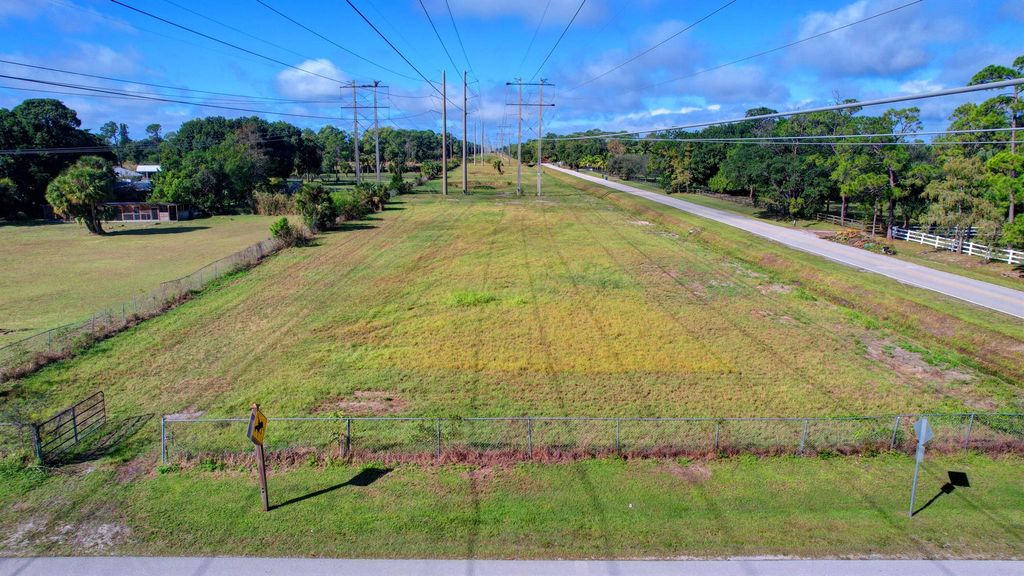 Image 11 of property listing at 0000 Acme Road, Wellington, FL 33414