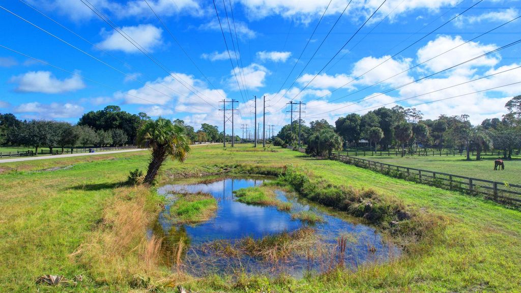 Image 15 of property listing at 0000 Acme Road, Wellington, FL 33414