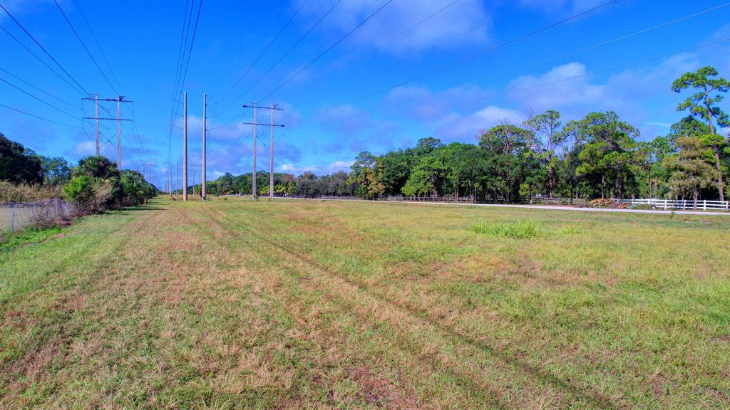 Image 17 of property listing at 0000 Acme Road, Wellington, FL 33414