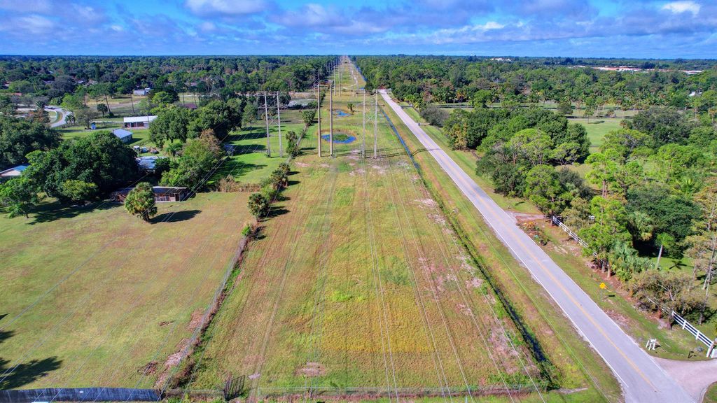 Image 5 of property listing at 0000 Acme Road, Wellington, FL 33414