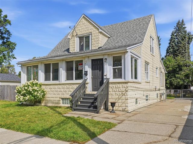 30 W Granet Avenue, Hazel Park, MI 48030