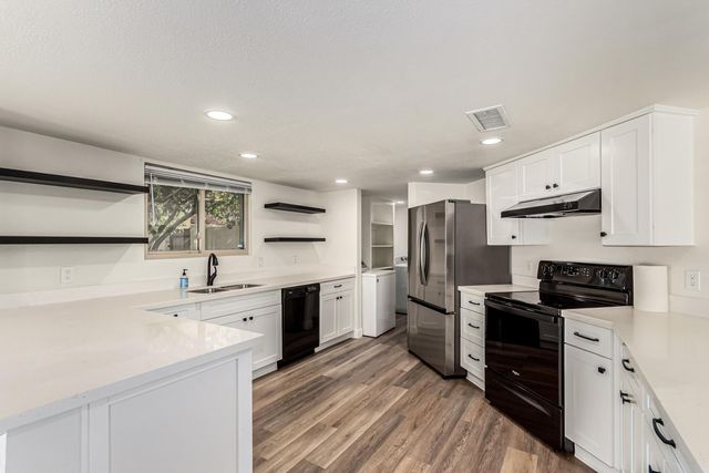1538 E Laurel Avenue, Gilbert, AZ 85234