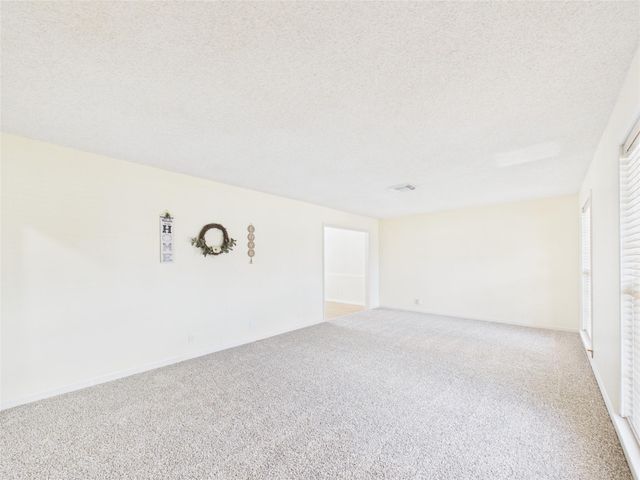 205 Narcissus Street, Lake Jackson, TX 77566