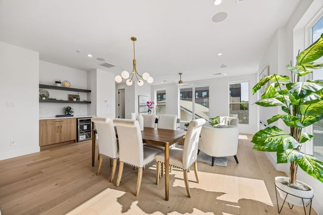 4719 Manett Street, Dallas, TX 75204