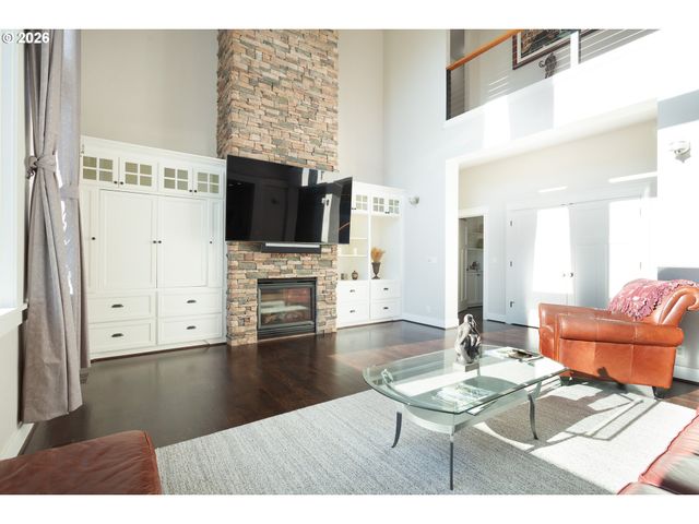 3160 SUMMIT SKY Blvd, Eugene, OR 97405