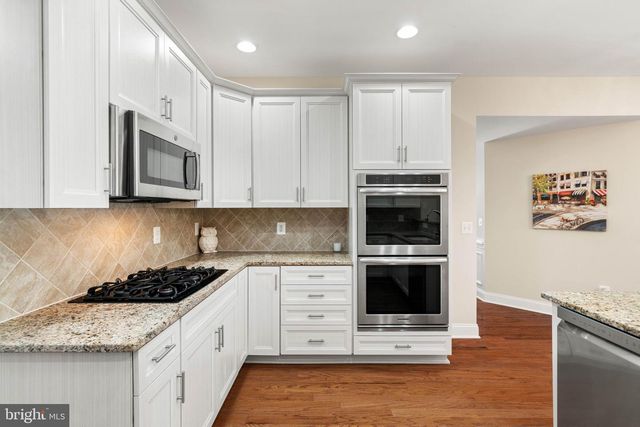 5484 RODRIQUEZ LN, Haymarket, VA 20169