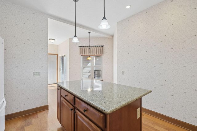 12352 Lakeview Drive N, Maple Grove, MN 55369