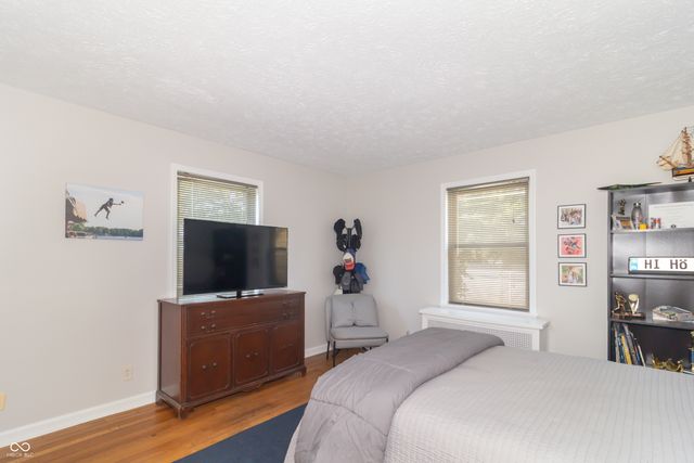 403 E North Street, Greenfield, IN 46140