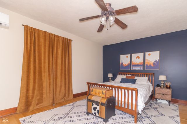 403 E North Street, Greenfield, IN 46140